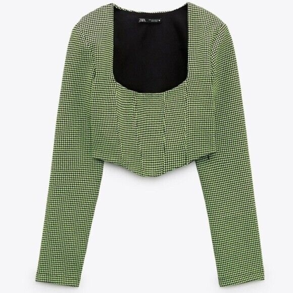 Crop should pads black and neon yellow top Zara Women's Green and Black Crop-top - Picture 3 of 7
